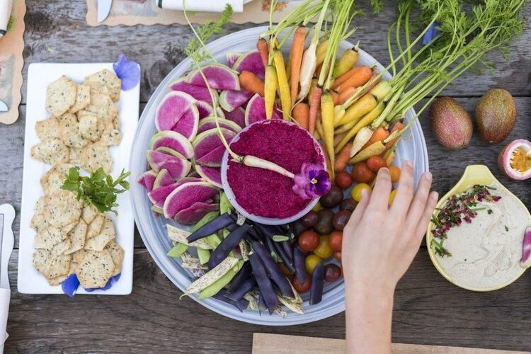 For Rent: $17,000 (7 beds, 4 baths, 3796 Square Feet)