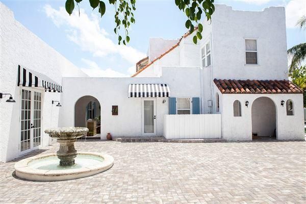 For Rent: $17,000 (7 beds, 4 baths, 3796 Square Feet)