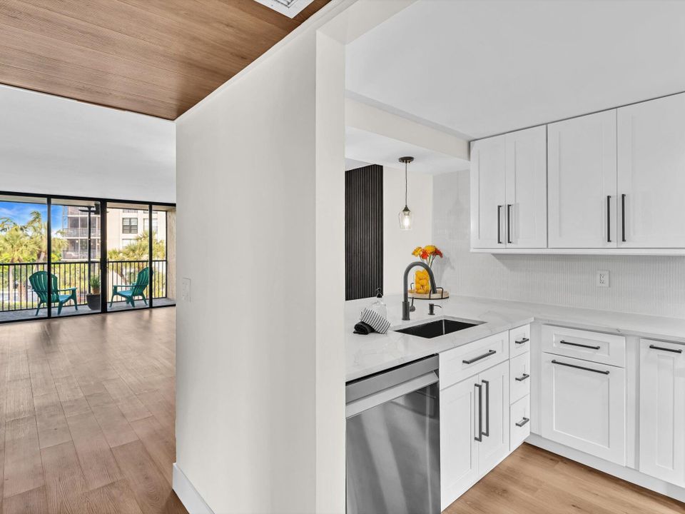 En Venta: $425,000 (2 camas, 2 baños, 1095 Pies cuadrados)