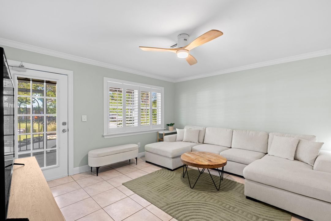 待售: $554,000 (4 贝兹, 2 浴室, 1730 平方英尺)