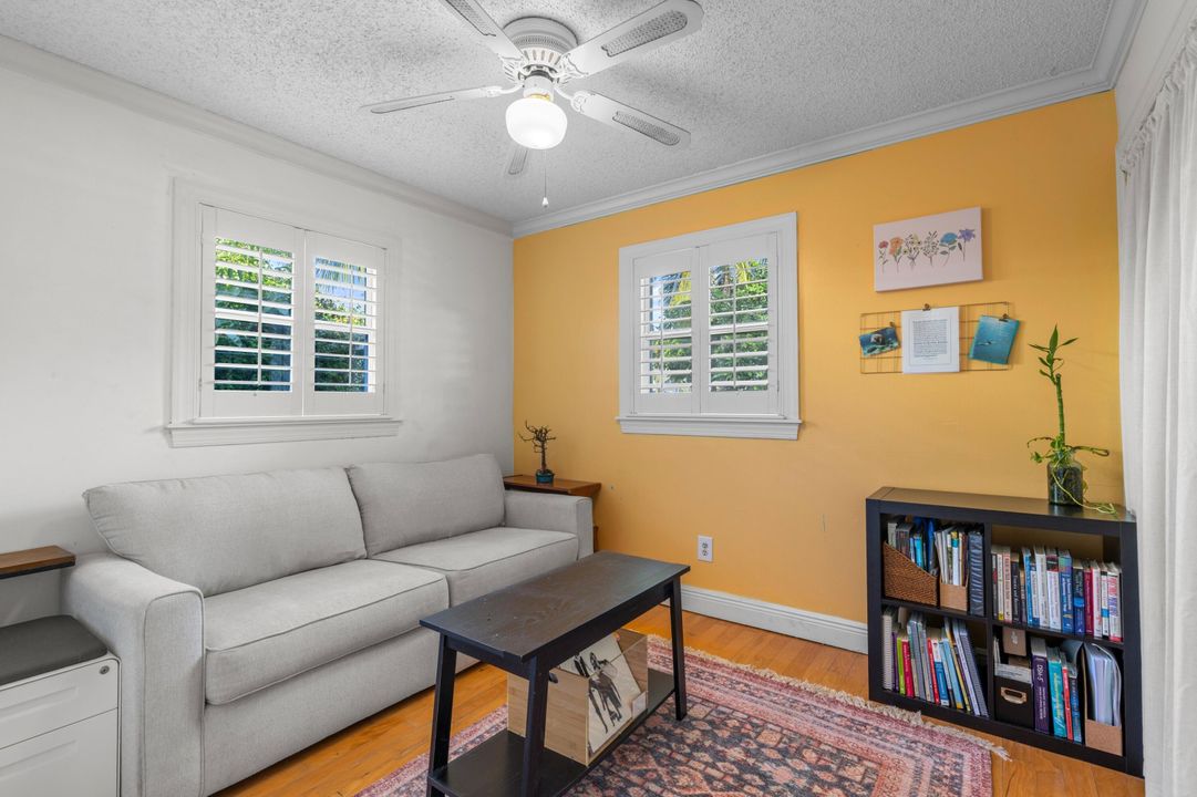 待售: $554,000 (4 贝兹, 2 浴室, 1730 平方英尺)