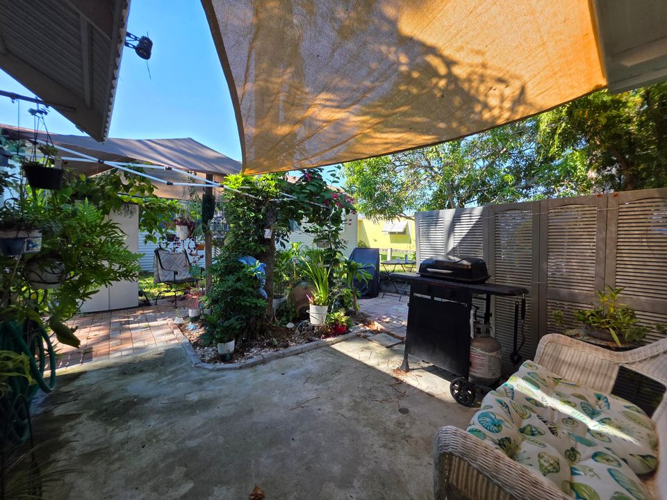 待售: $40,000 (2 贝兹, 1 浴室, 850 平方英尺)