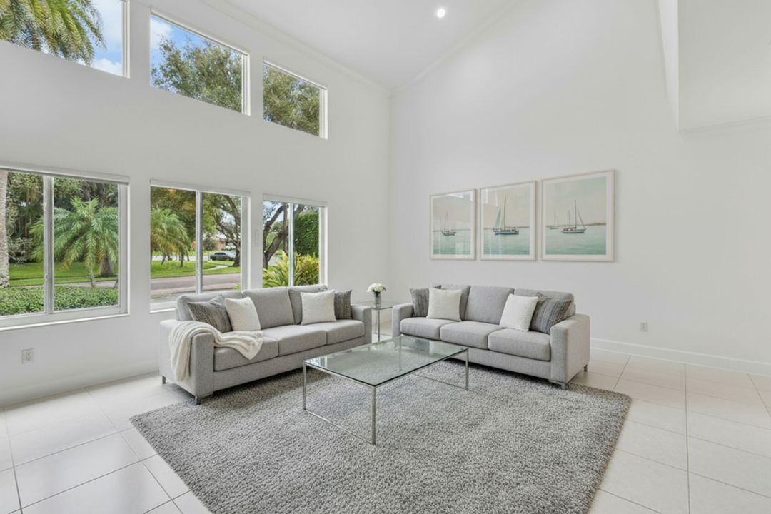 For Sale: $2,499,000 (4 beds, 3 baths, 4661 Square Feet)