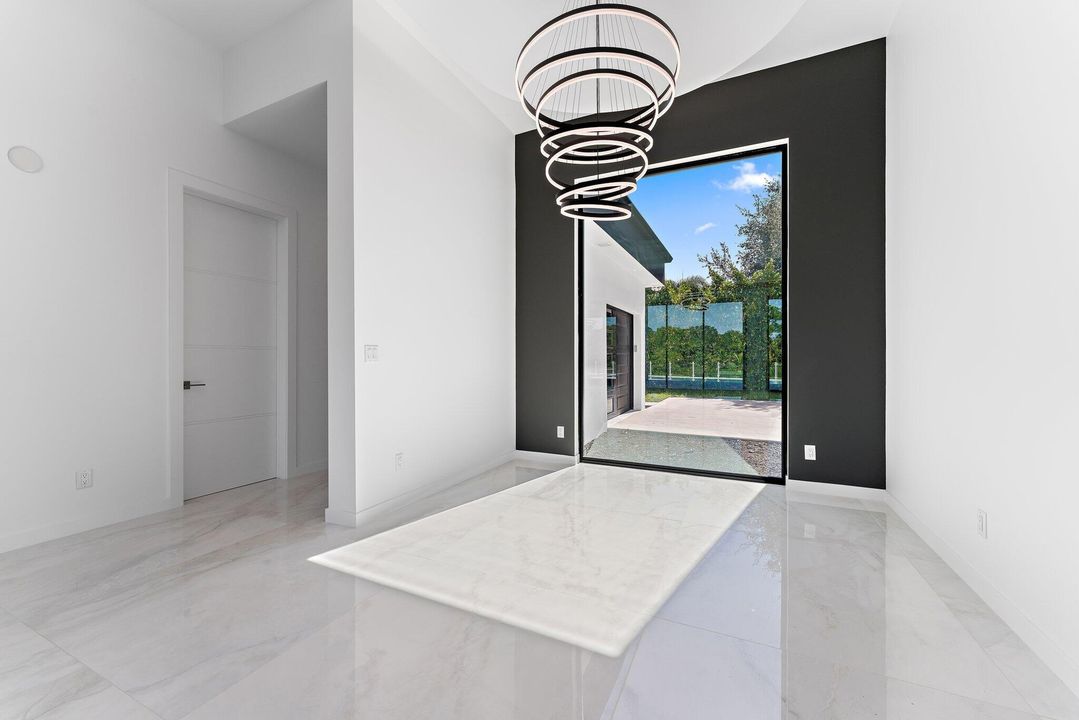 На продажу: $7,775,000 (4 спален, 4 ванн, 4753 Квадратных фут)