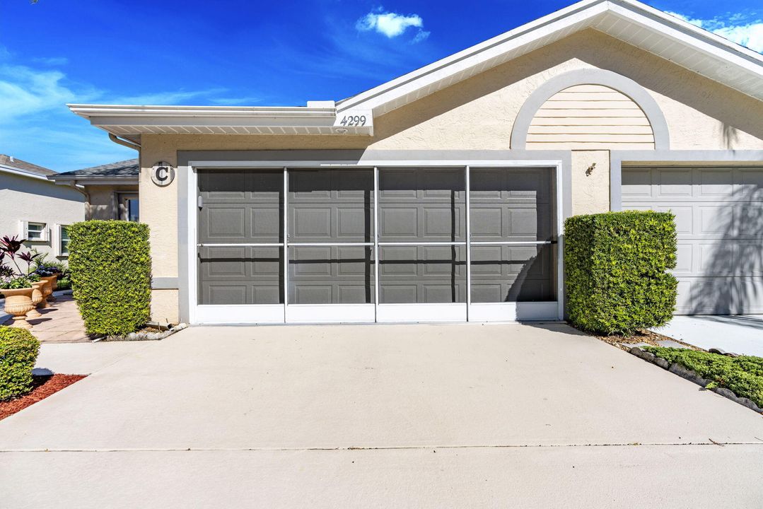 合同活跃: $315,000 (2 贝兹, 2 浴室, 1444 平方英尺)