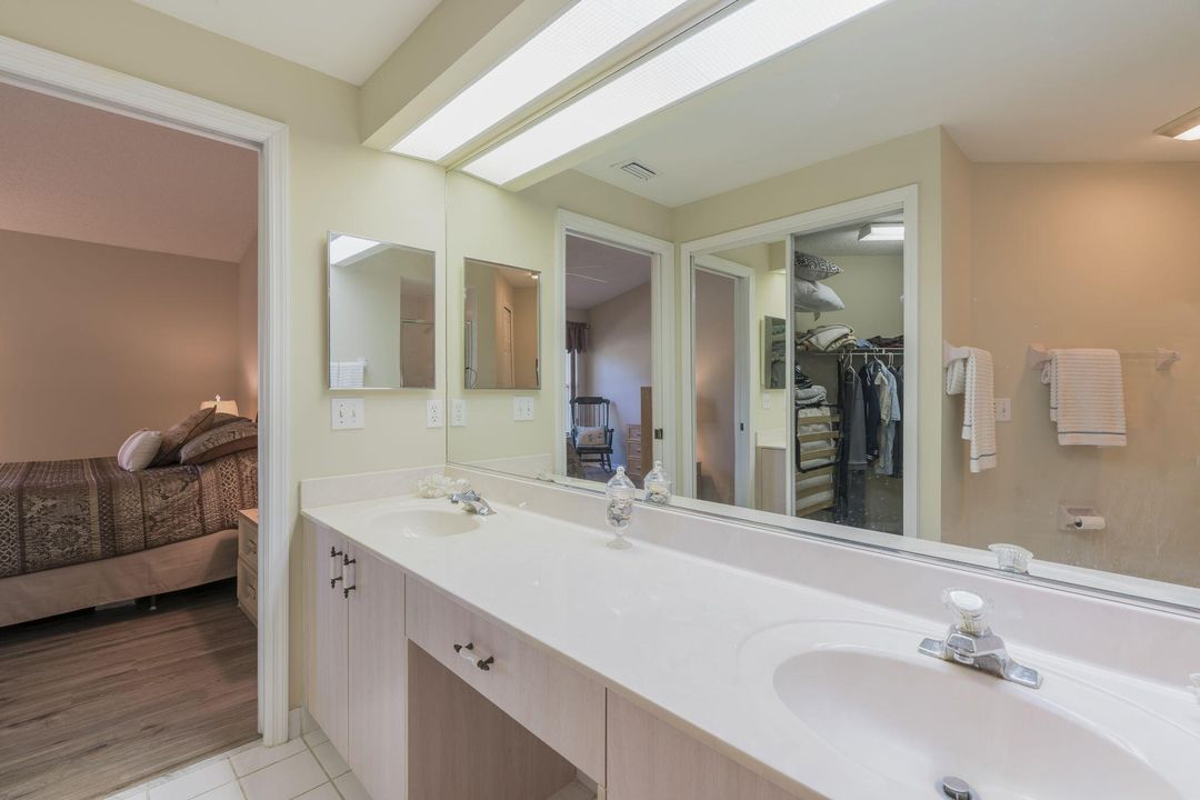 合同活跃: $315,000 (2 贝兹, 2 浴室, 1444 平方英尺)