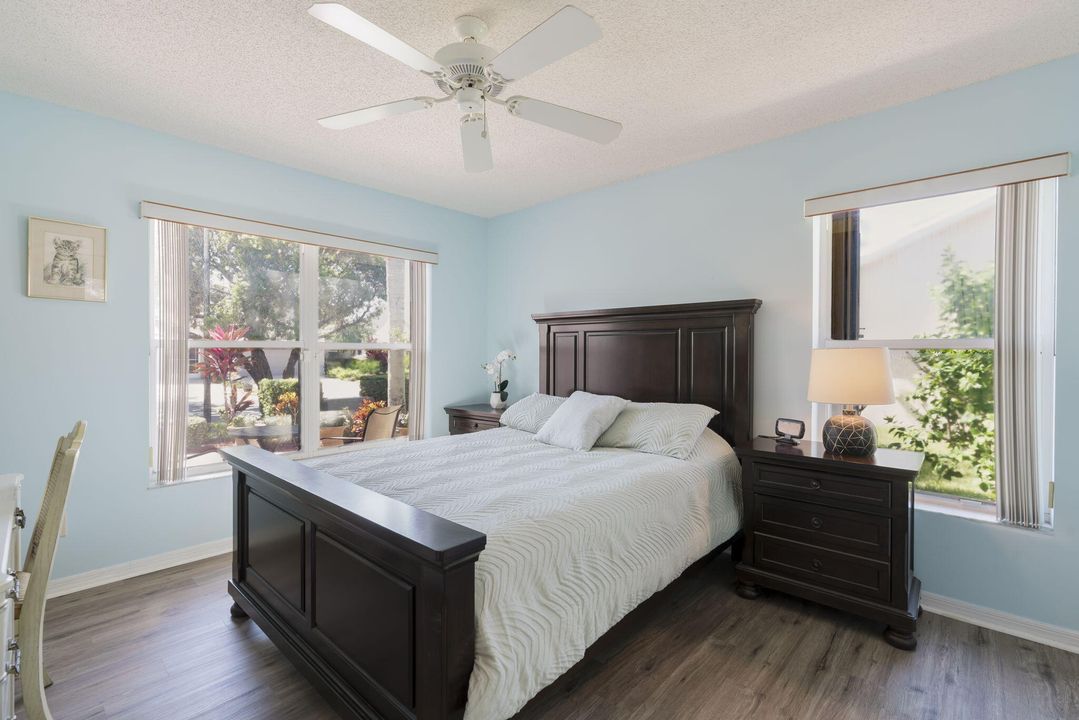 合同活跃: $315,000 (2 贝兹, 2 浴室, 1444 平方英尺)