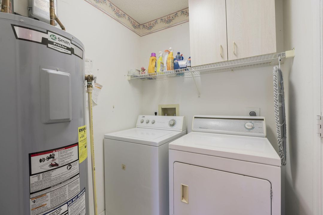 合同活跃: $315,000 (2 贝兹, 2 浴室, 1444 平方英尺)