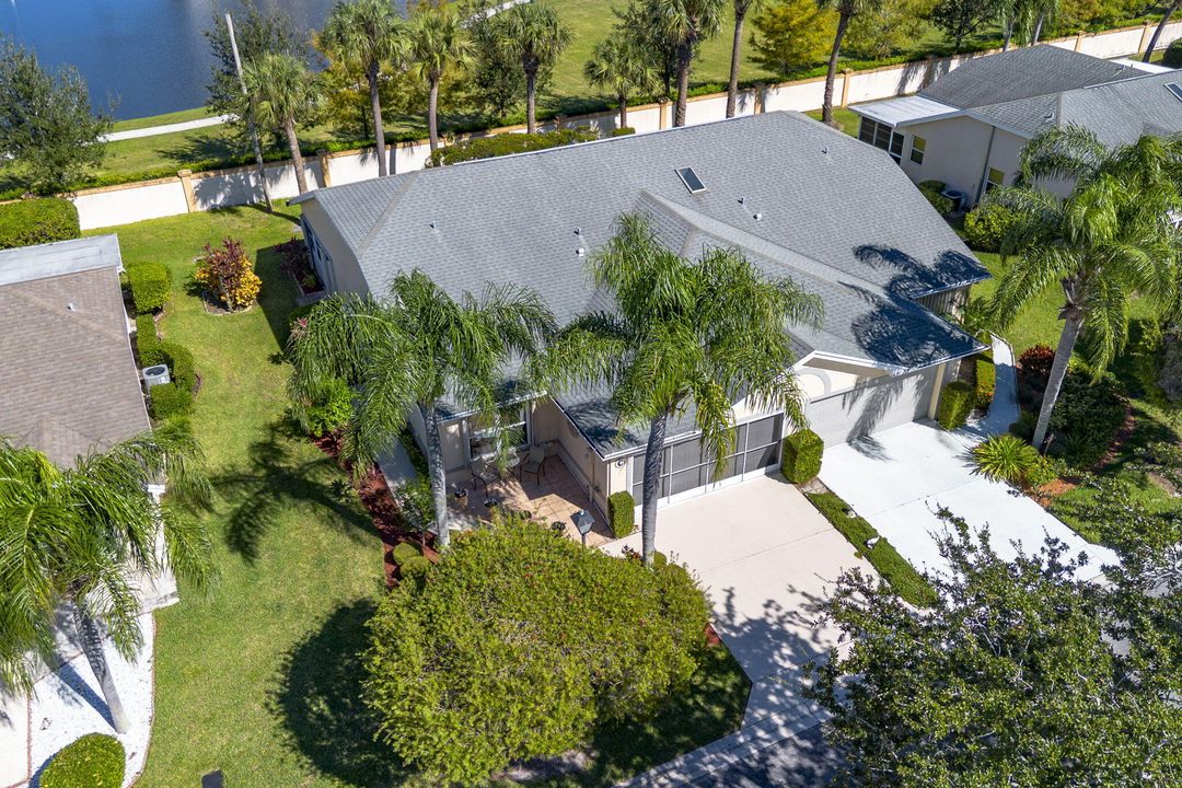 合同活跃: $315,000 (2 贝兹, 2 浴室, 1444 平方英尺)