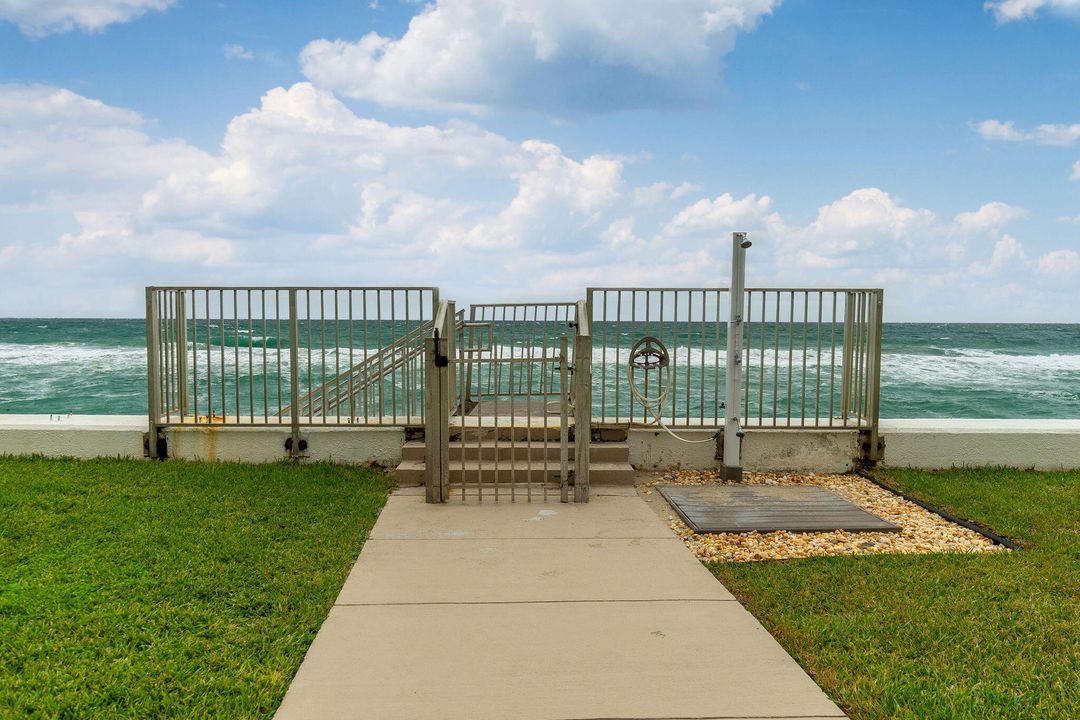 На продажу: $430,000 (2 спален, 2 ванн, 1350 Квадратных фут)