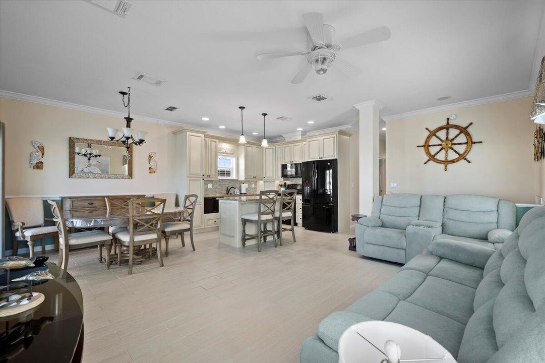 En Venta: $729,900 (2 camas, 2 baños, 1056 Pies cuadrados)