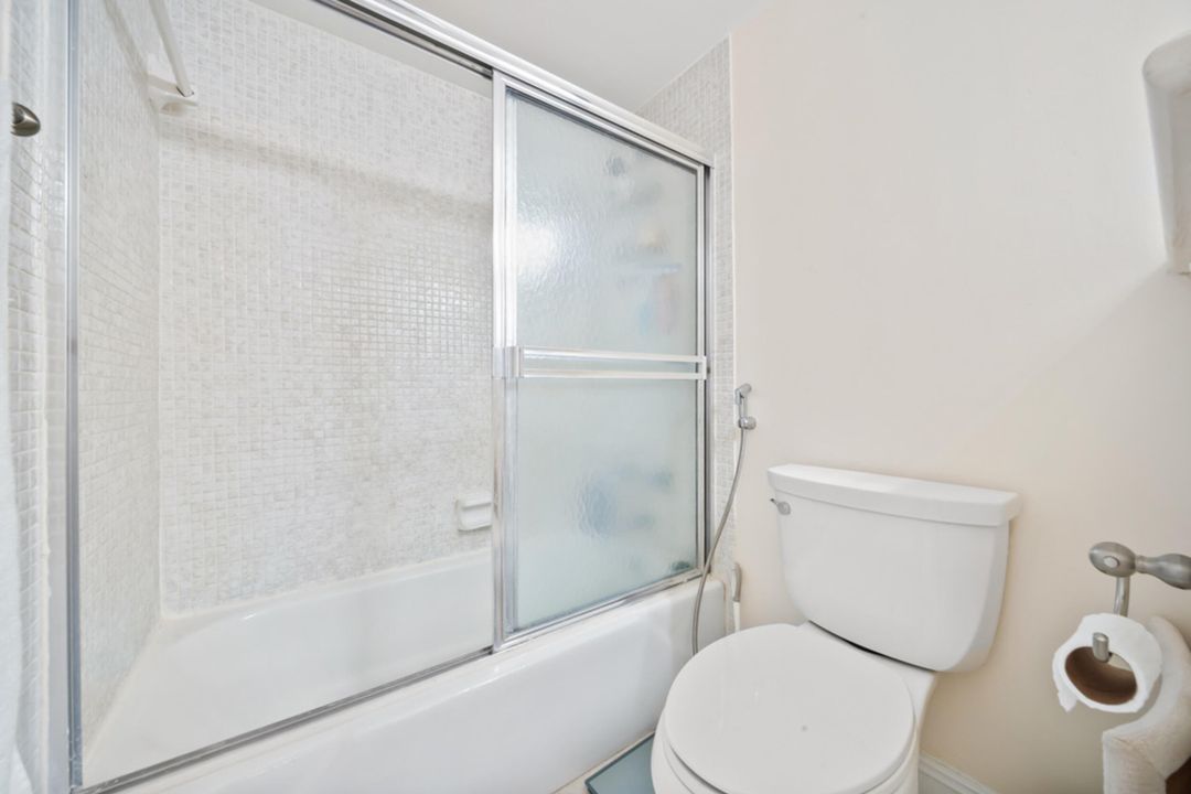 Active With Contract: $939,995 (3 beds, 2 baths, 1740 Square Feet)