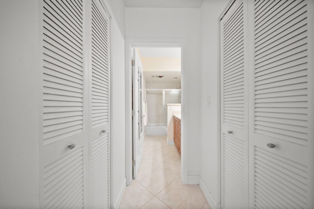 Active With Contract: $939,995 (3 beds, 2 baths, 1740 Square Feet)