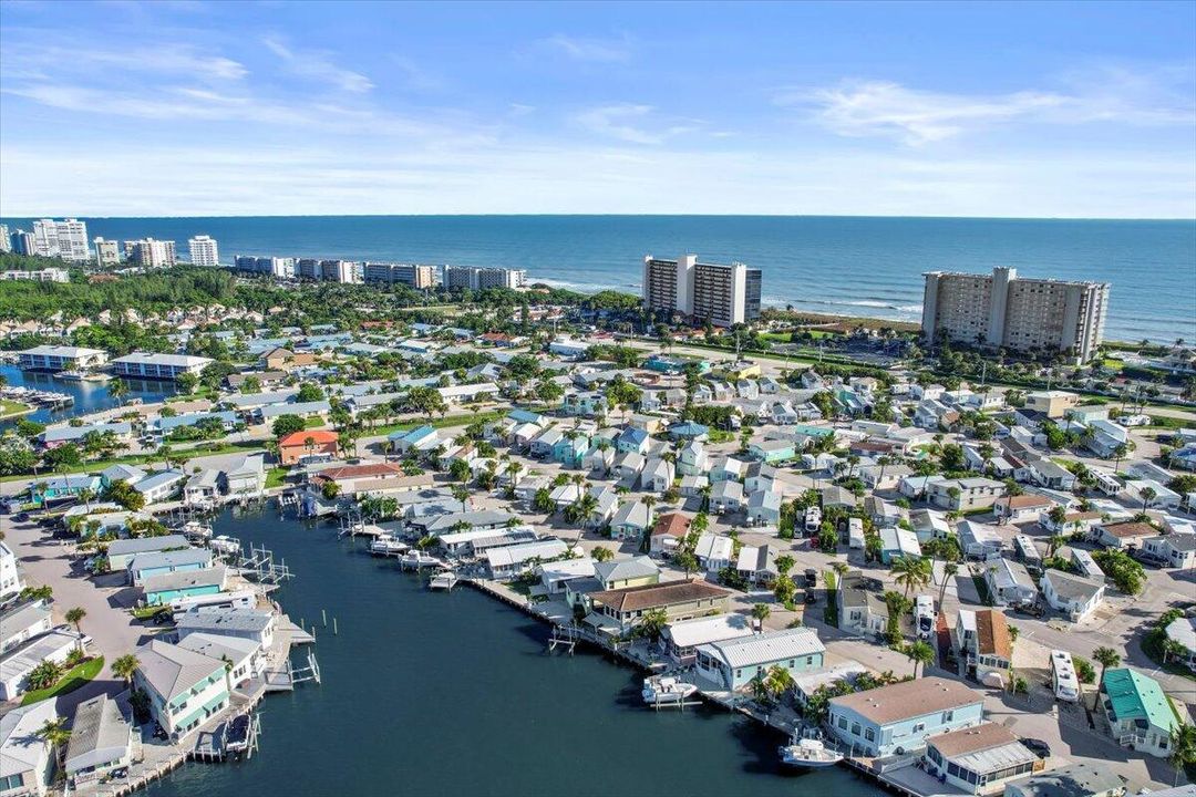 En Venta: $729,900 (2 camas, 2 baños, 1056 Pies cuadrados)