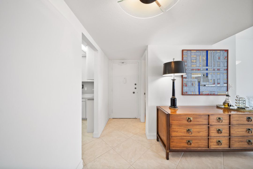 Active With Contract: $939,995 (3 beds, 2 baths, 1740 Square Feet)