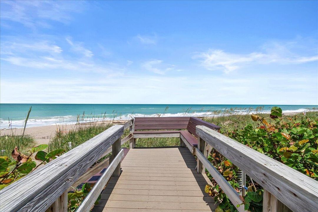 En Venta: $729,900 (2 camas, 2 baños, 1056 Pies cuadrados)