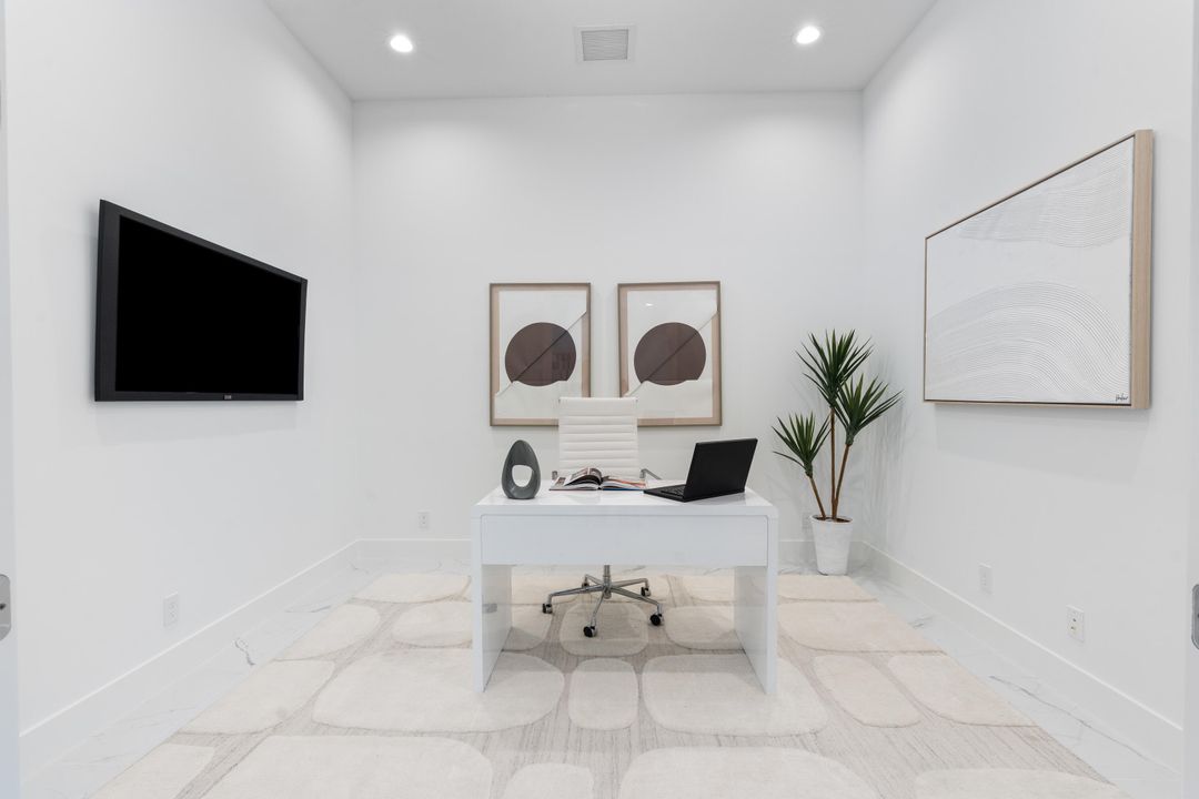 На продажу: $1,059,000 (3 спален, 2 ванн, 2963 Квадратных фут)