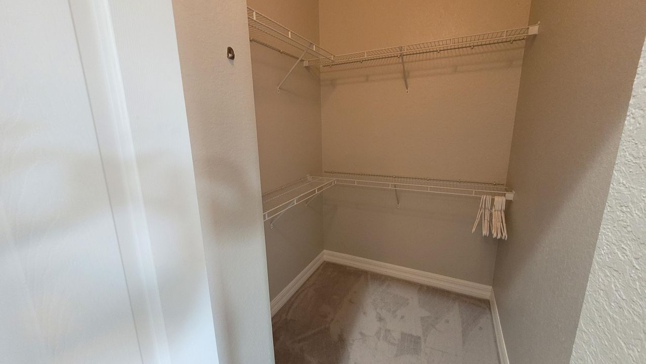 For Sale: $1,175,000 (4 beds, 3 baths, 3166 Square Feet)