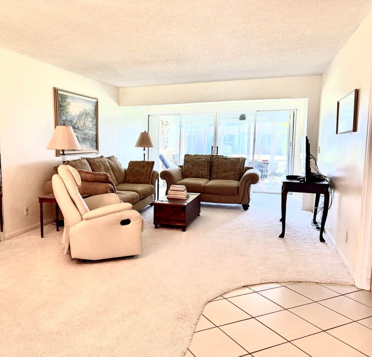 待售: $169,900 (2 贝兹, 2 浴室, 1148 平方英尺)