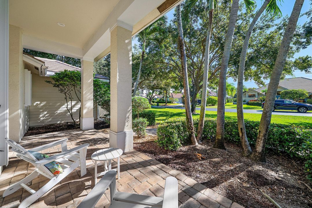 For Sale: $1,399,000 (4 beds, 4 baths, 2865 Square Feet)