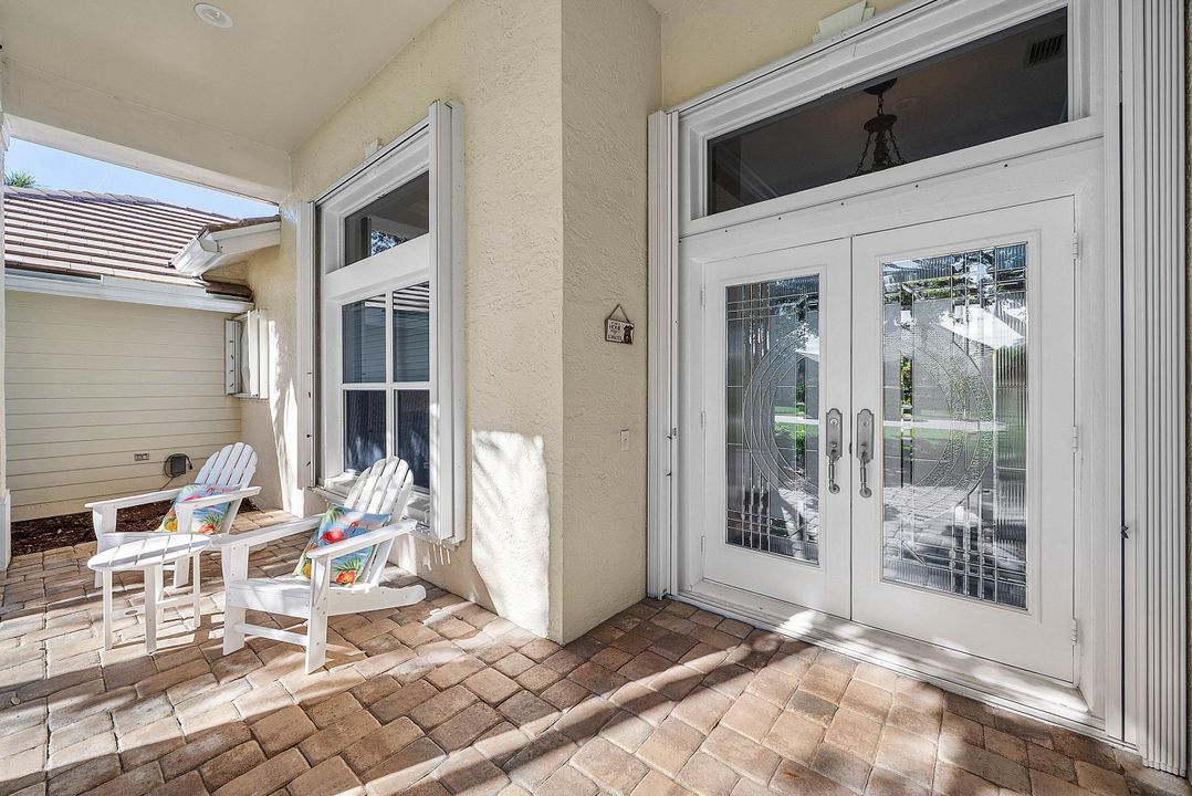 For Sale: $1,399,000 (4 beds, 4 baths, 2865 Square Feet)