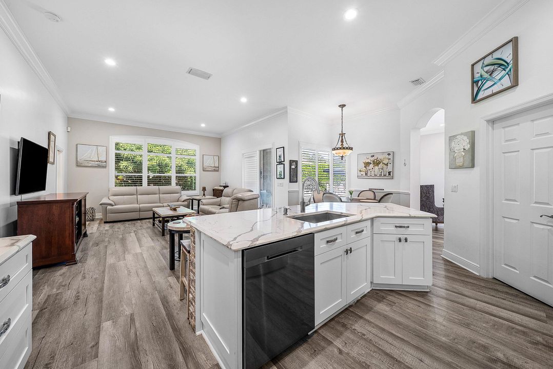 For Sale: $1,399,000 (4 beds, 4 baths, 2865 Square Feet)