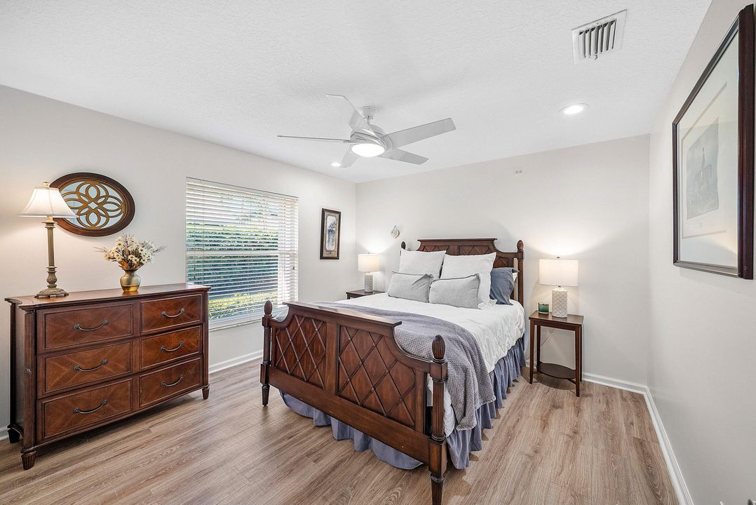 For Sale: $1,399,000 (4 beds, 4 baths, 2865 Square Feet)