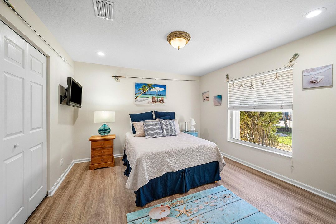 For Sale: $1,399,000 (4 beds, 4 baths, 2865 Square Feet)