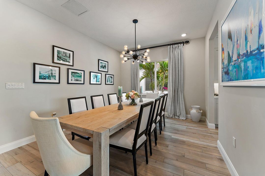 На продажу: $1,575,000 (4 спален, 3 ванн, 3296 Квадратных фут)