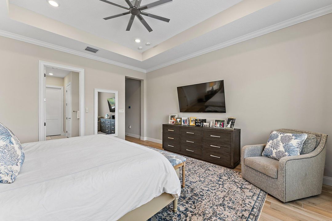 На продажу: $1,575,000 (4 спален, 3 ванн, 3296 Квадратных фут)