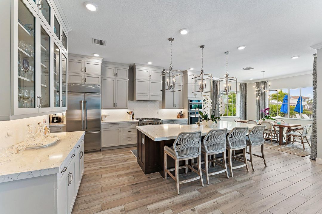 На продажу: $1,575,000 (4 спален, 3 ванн, 3296 Квадратных фут)