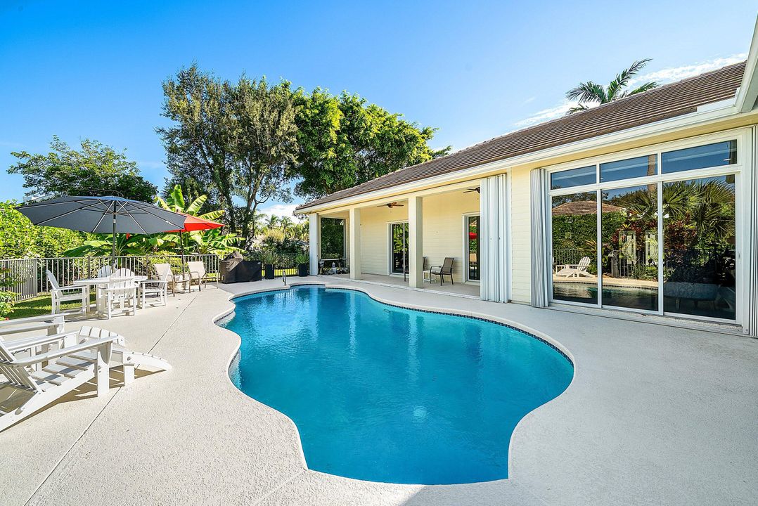 For Sale: $1,399,000 (4 beds, 4 baths, 2865 Square Feet)