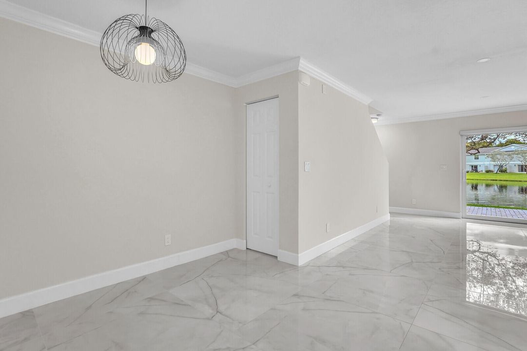 For Rent: $3,300 (3 beds, 2 baths, 1474 Square Feet)