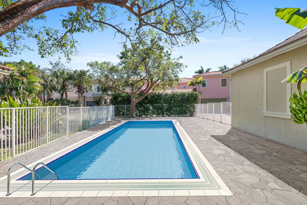 For Sale: $1,175,000 (4 beds, 3 baths, 3166 Square Feet)