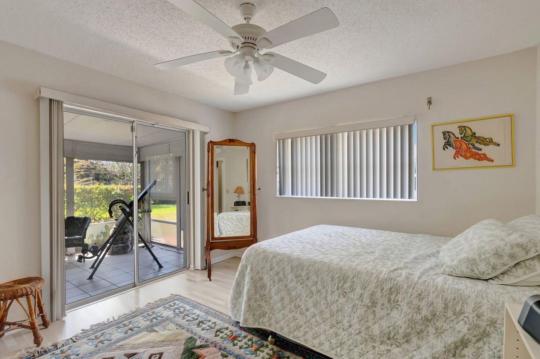 Active With Contract: $2,800 (2 beds, 2 baths, 1338 Square Feet)