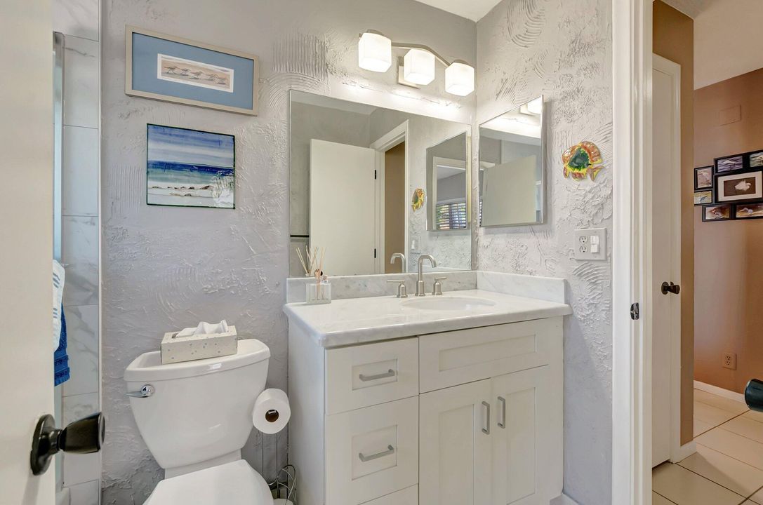 Active With Contract: $2,800 (2 beds, 2 baths, 1338 Square Feet)