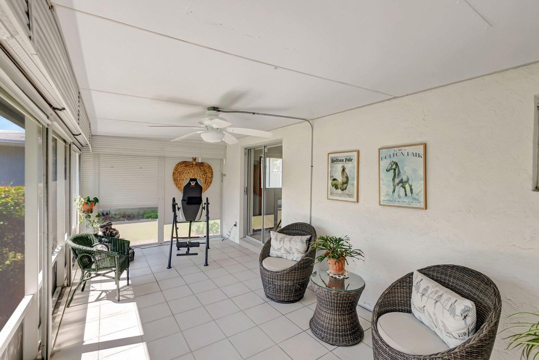 Active With Contract: $2,800 (2 beds, 2 baths, 1338 Square Feet)