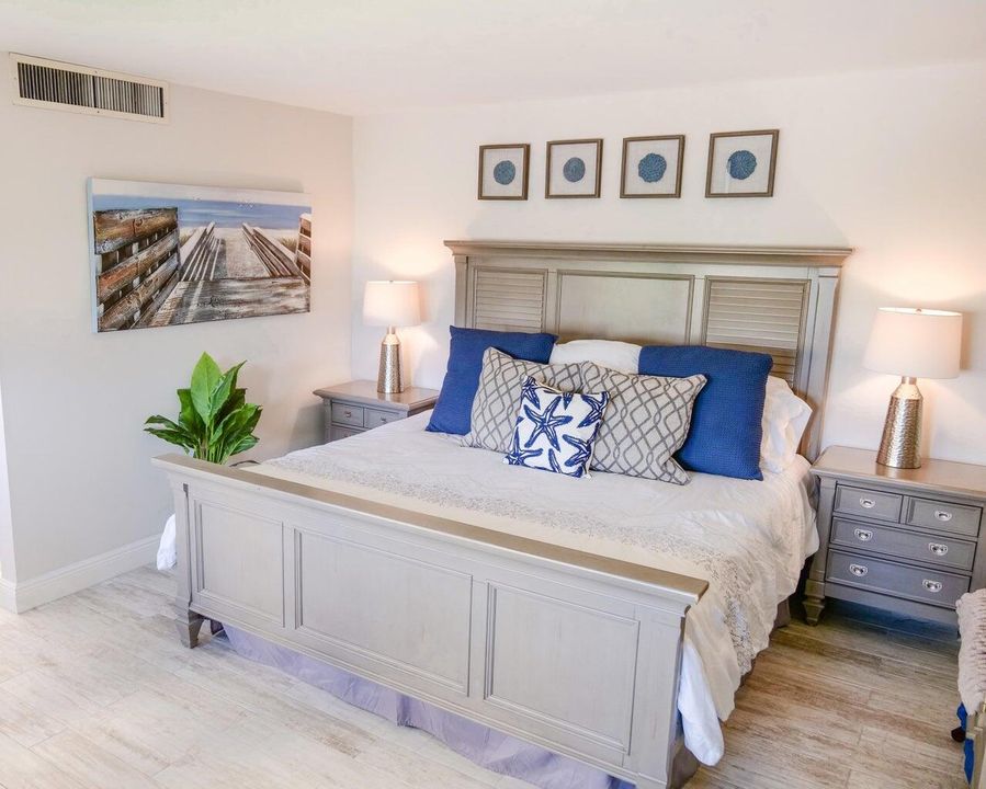 For Rent: $6,750 (2 beds, 2 baths, 1219 Square Feet)