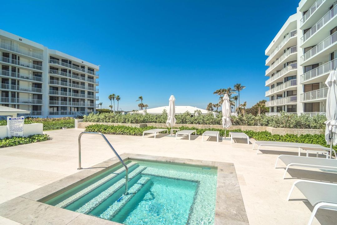 En Venta: $3,750,000 (3 camas, 3 baños, 2960 Pies cuadrados)