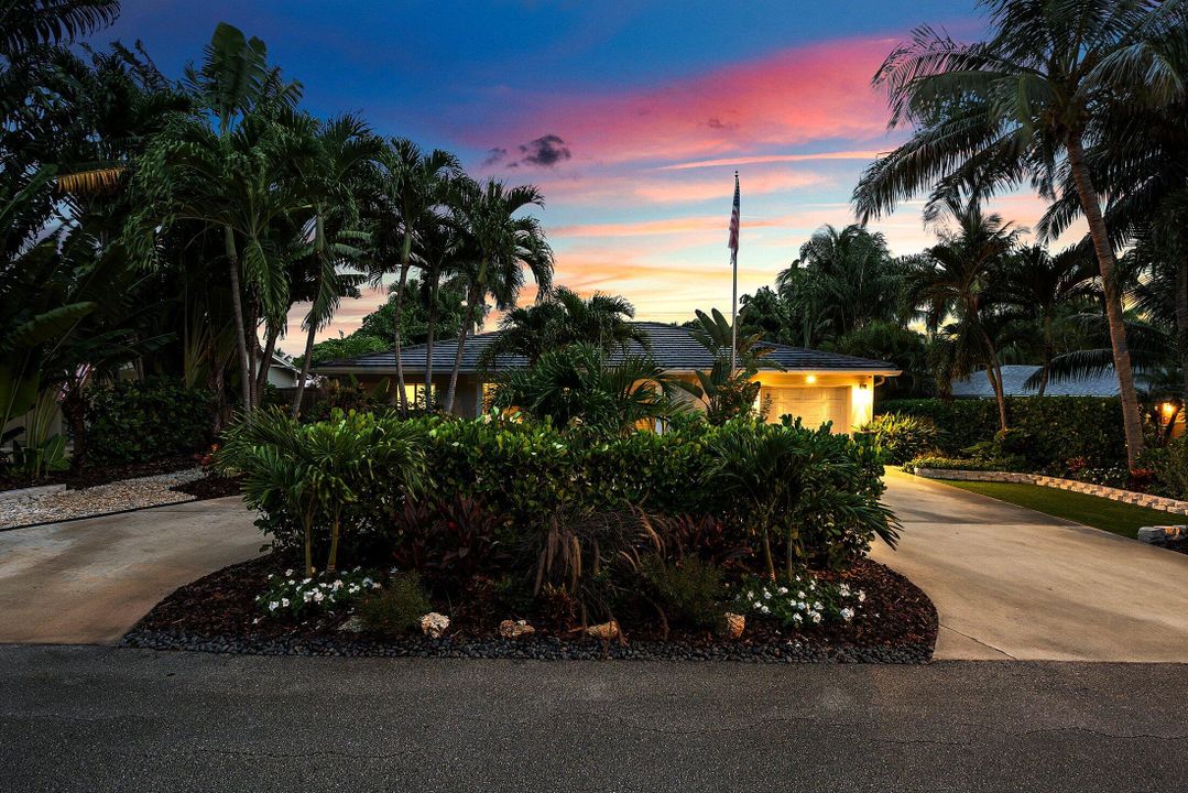 Activo con contrato: $934,900 (3 camas, 2 baños, 1502 Pies cuadrados)