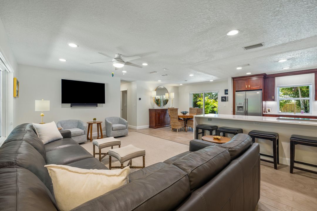 Activo con contrato: $934,900 (3 camas, 2 baños, 1502 Pies cuadrados)