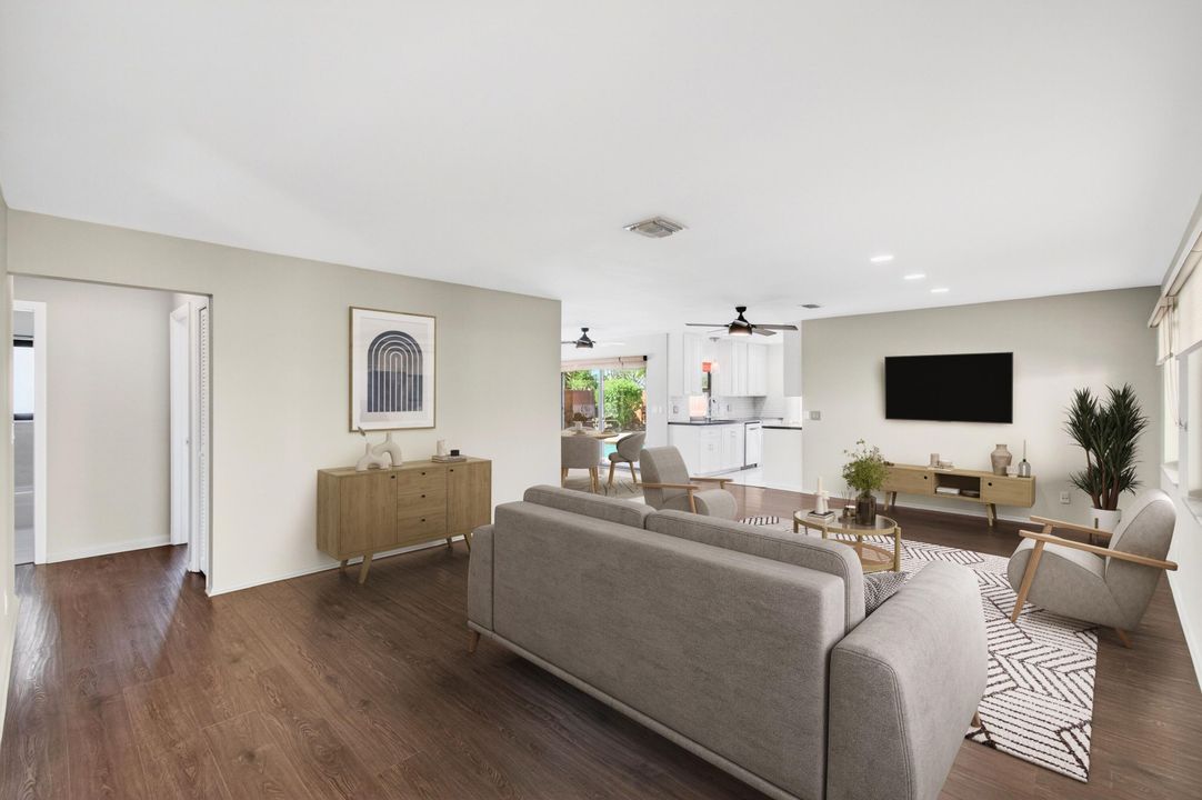 Active With Contract: $729,900 (3 beds, 2 baths, 1416 Square Feet)