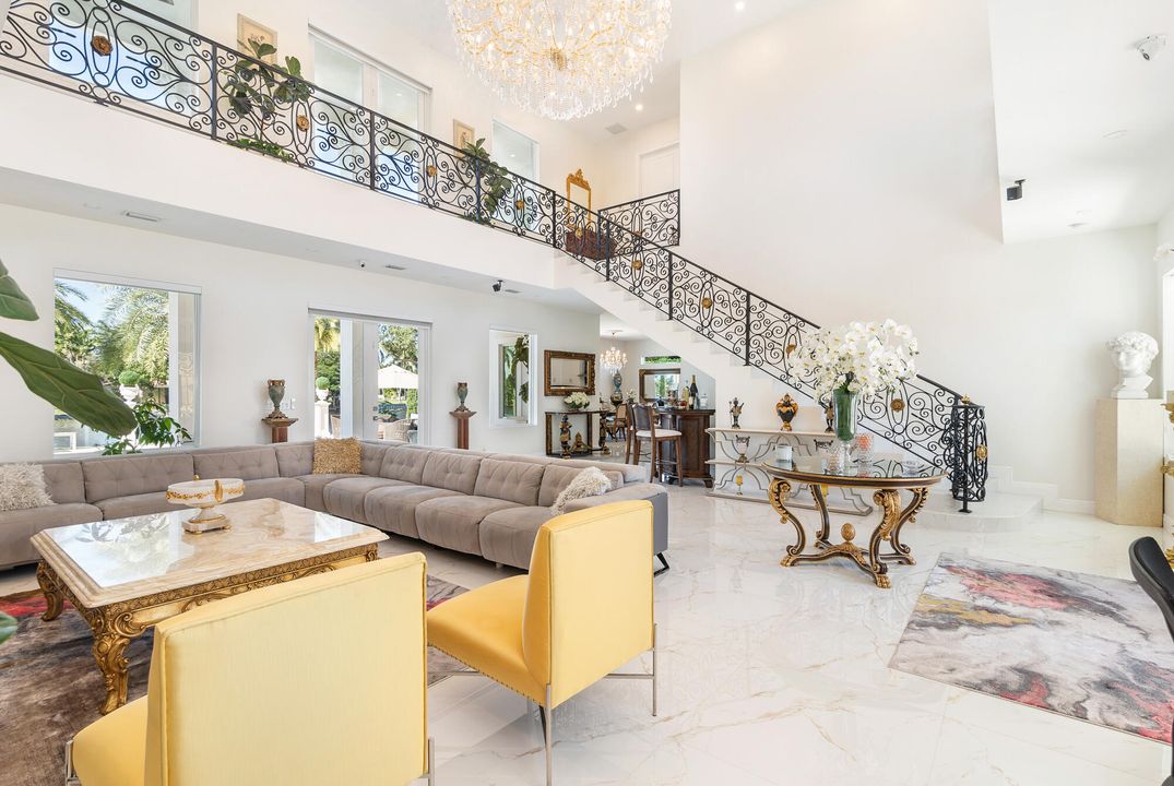 En Venta: $2,495,000 (5 camas, 4 baños, 5274 Pies cuadrados)