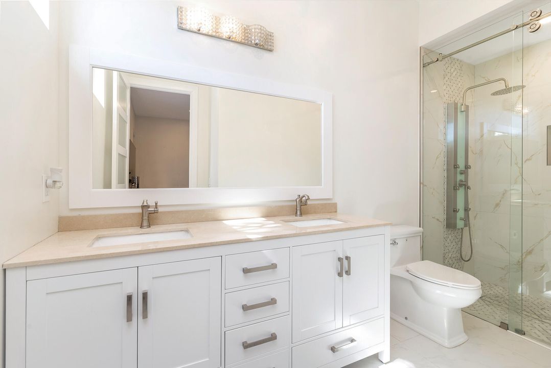 En Venta: $2,495,000 (5 camas, 4 baños, 5274 Pies cuadrados)