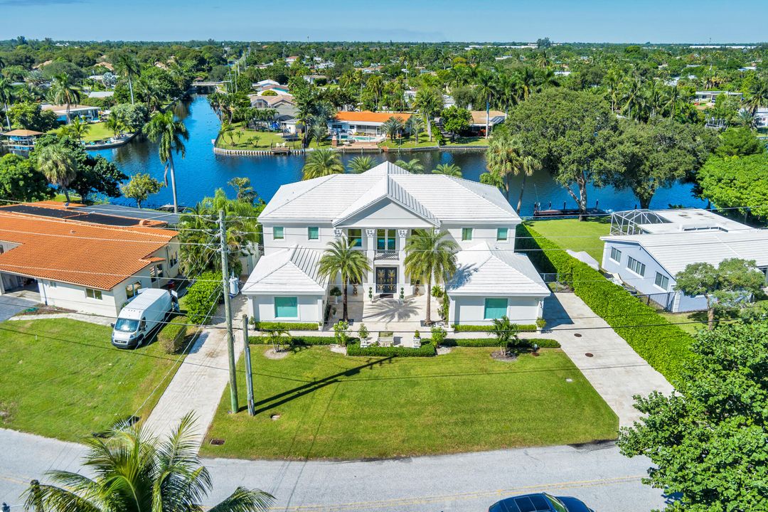 En Venta: $2,495,000 (5 camas, 4 baños, 5274 Pies cuadrados)