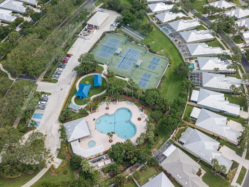 For Sale: $515,000 (3 beds, 2 baths, 1952 Square Feet)