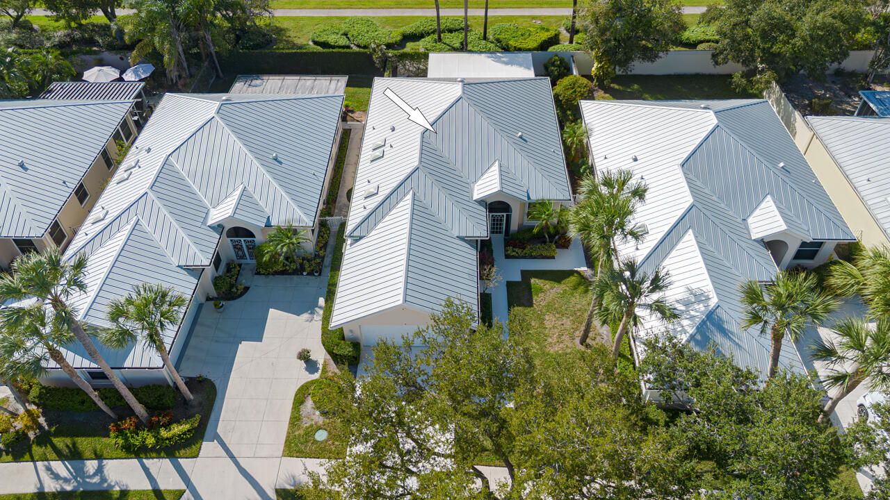 For Sale: $515,000 (3 beds, 2 baths, 1952 Square Feet)