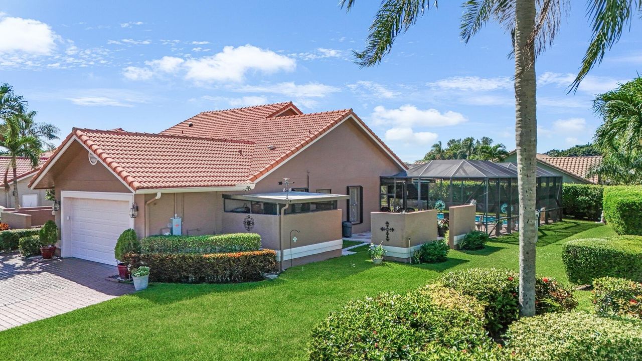 合同活跃: $799,900 (3 贝兹, 2 浴室, 2150 平方英尺)