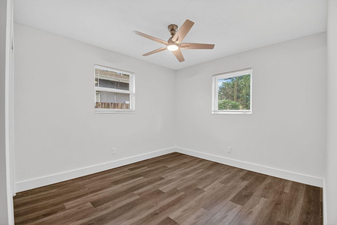 Active With Contract: $399,900 (3 beds, 2 baths, 1188 Square Feet)