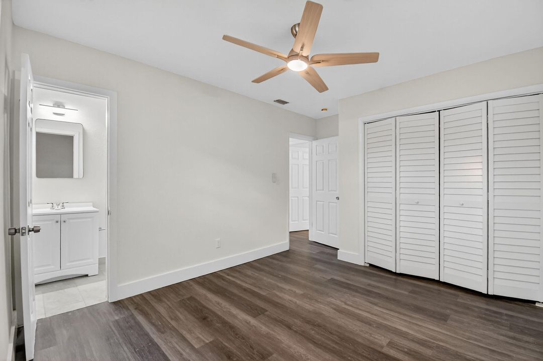 Active With Contract: $399,900 (3 beds, 2 baths, 1188 Square Feet)